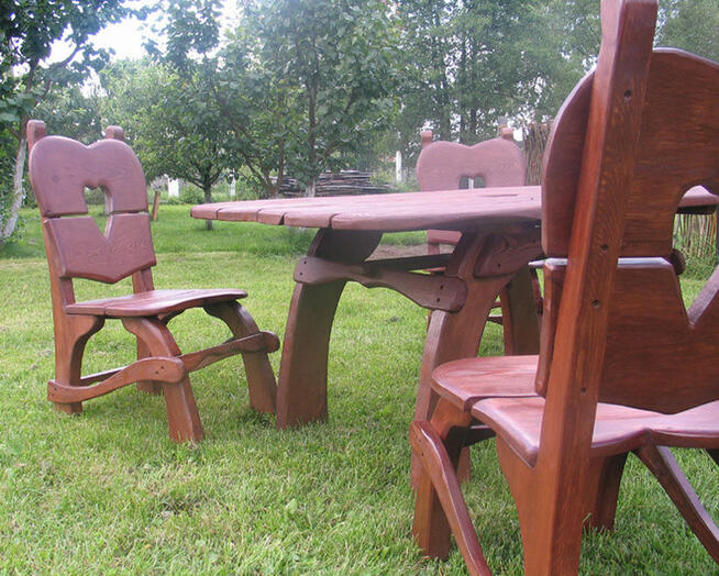 Meble ogrodowe, krzesła i stół. Meble drewniane Solidne