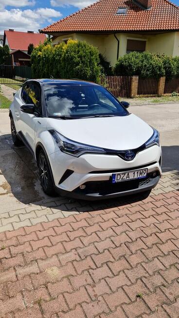 Sprzedam samochód Toyota CHR 2018