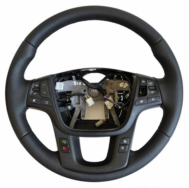 Kier Center - obszywanie i modyfikacja owalu kierownic, dywa