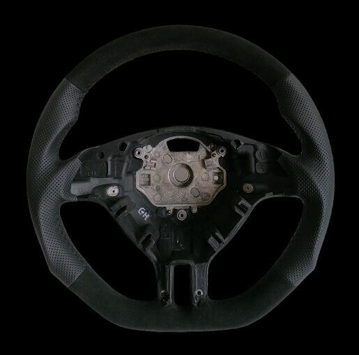 Kier Center - obszywanie kierownic, modyfikacja owalu