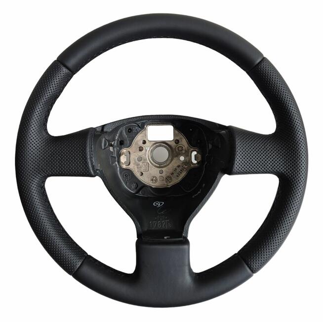 Kier Center - obszywanie i modyfikacja owalu kierownic