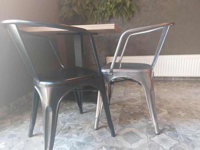 KRZESŁO METALOWE Z PODŁOKIETNIKAMI - STAN IDEALNY - JAK NOWE