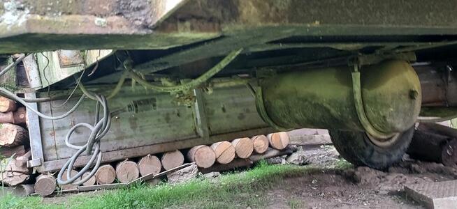 Sprzedam przyczepę rolnicza plus oś