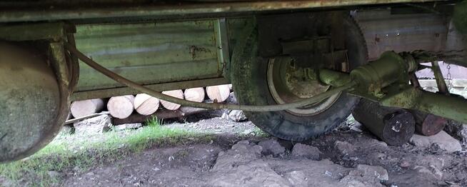 Sprzedam przyczepę rolnicza plus oś