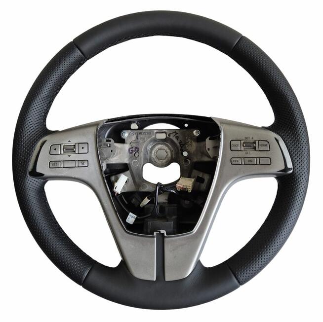 Kier Center - obszywanie i modyfikacja owalu kierownic, dywa