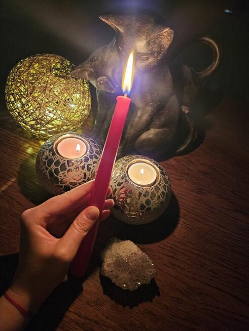 Rozkład tarota, wróżenie z kart, wróżka