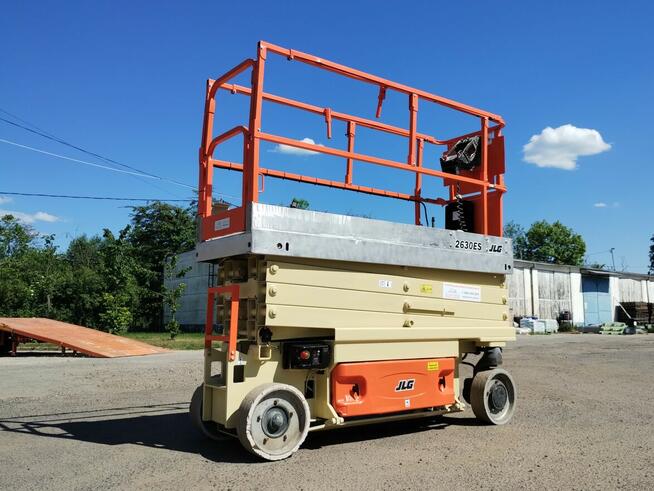 JLG 2630ES - podnośnik nożycowy - 10 m - WYNAJEM