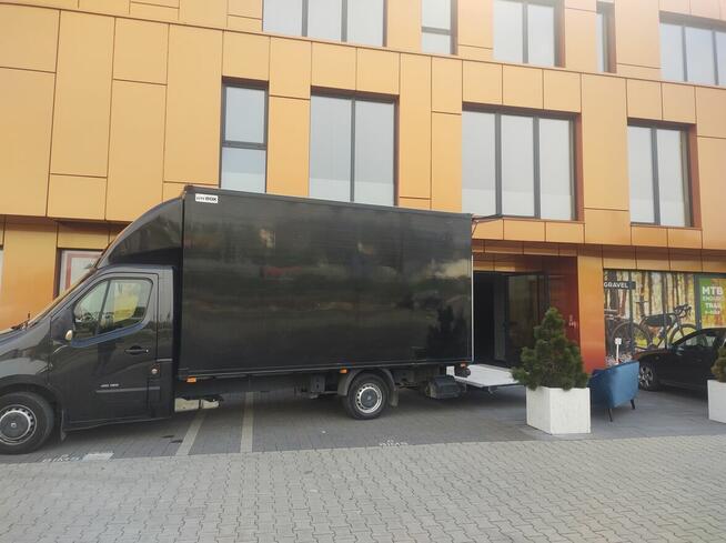 Przeprowadzki, Transport,utulizacja