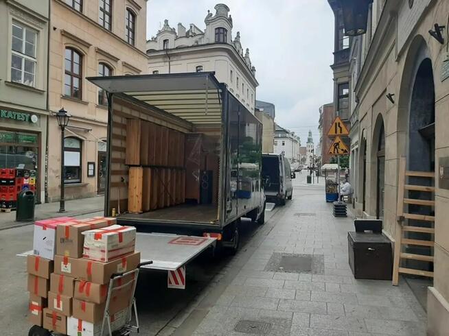 Przeprowadzki, Transport,utulizacja