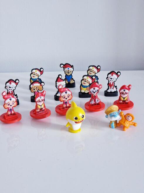 Zestaw figurek z kinder niespodzianki