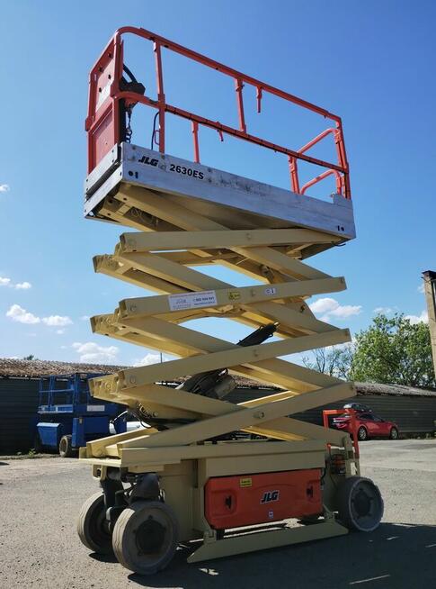 JLG 2630ES - podnośnik nożycowy - 10 m - WYNAJEM