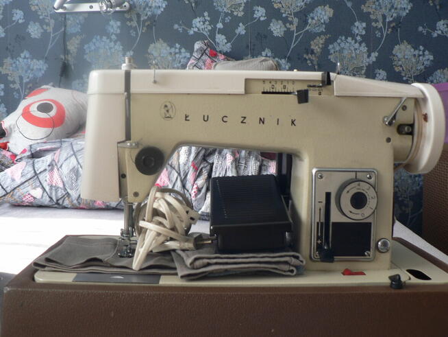 maszyna do szycia łucznik