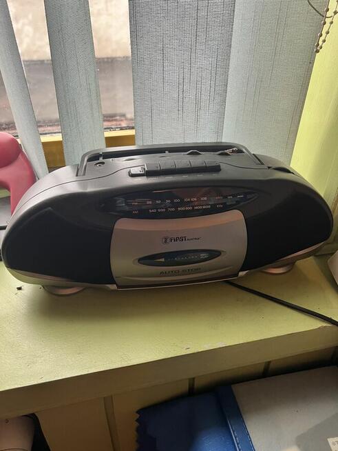 Syndyk sprzeda - wyposazenie biura