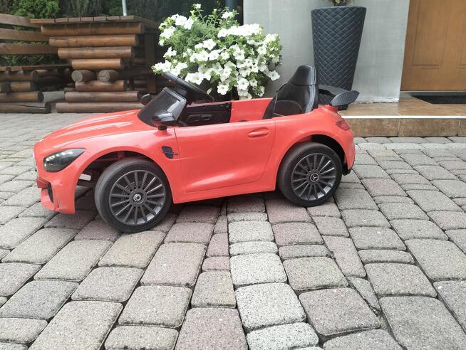 Sprzedam samochód do dziecka