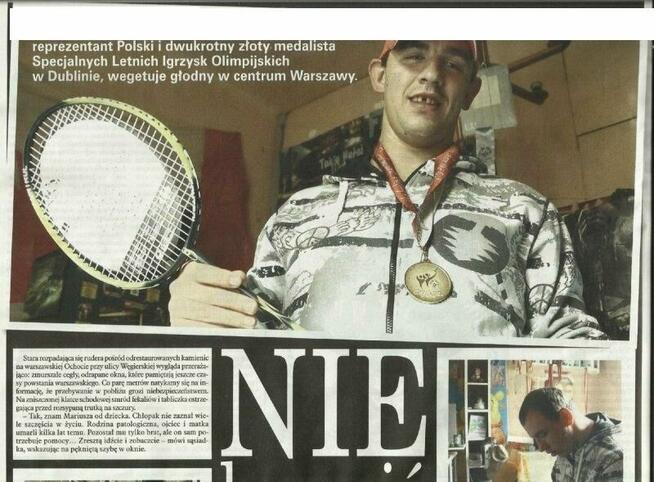 BLAGAM TYLKO O PODAROWNIE MI ZYWNOSCI I UBRAN ZA CO DZIEKUJE