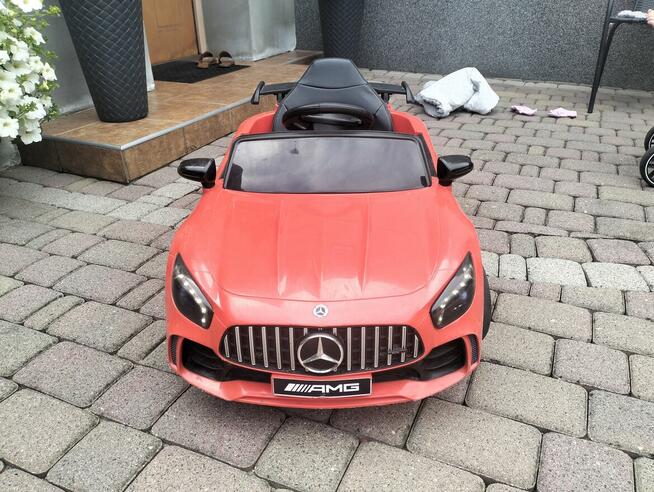 Sprzedam samochód do dziecka