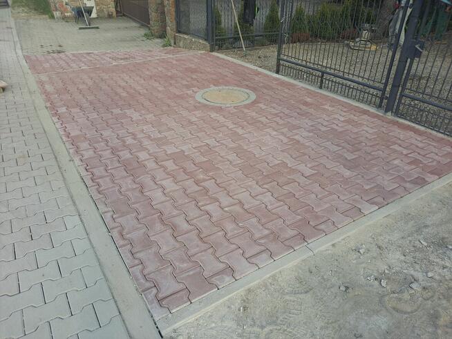Brukarstwo kostka brukowa chodniki parkingi drogi ogrodzenia