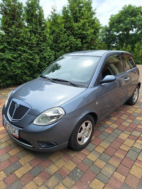 Lancia ypsilon