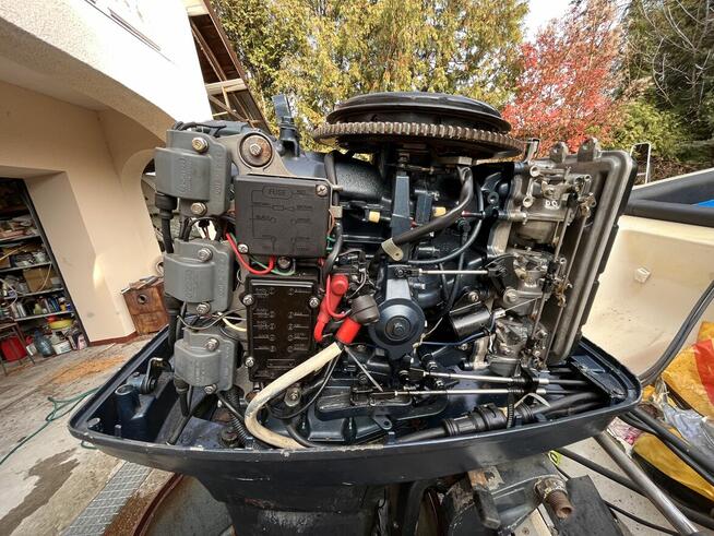 Łódż motorową na trajlerze z silnikiem 75KM -sprzedam