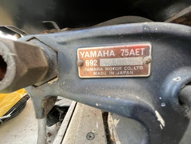 Łódż motorową na trajlerze z silnikiem 75KM -sprzedam