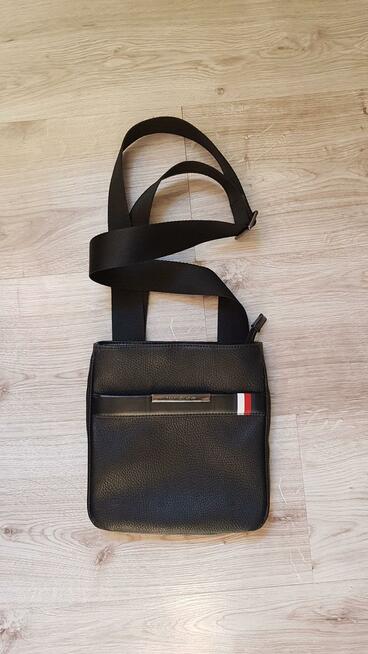Saszetka torebka listonoszka *Tommy Hilfiger*