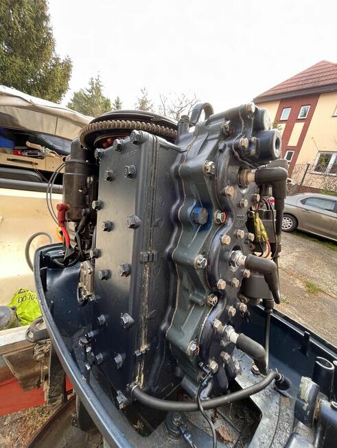 Łódż motorową na trajlerze z silnikiem 75KM -sprzedam