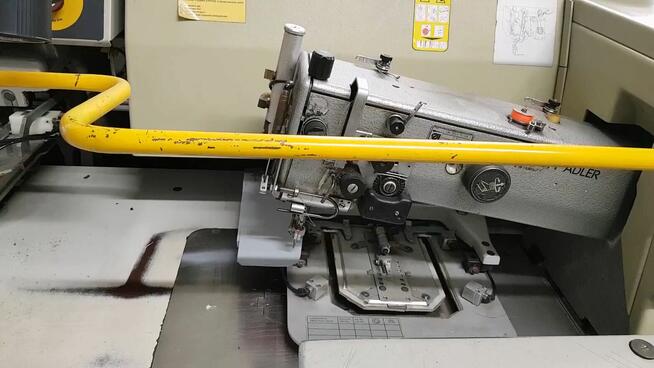 Automat do naszywania kieszeni Durkopp 805