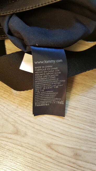 Saszetka torebka listonoszka *Tommy Hilfiger*