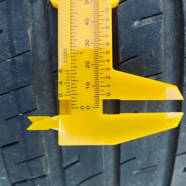 Opony letnie Barum Bravuris 3 215/55 R17 2 szt