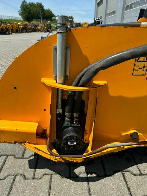 Zamiatarka JCB SC240 JCB 3CX 4CX 531-70 540-170 535-95