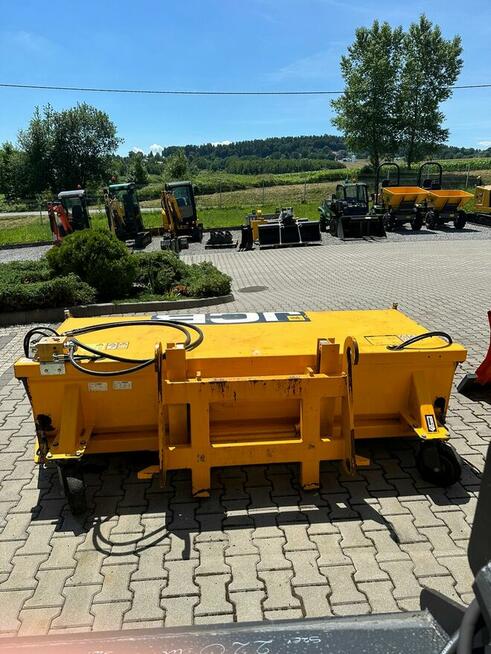 Zamiatarka JCB SC240 JCB 3CX 4CX 531-70 540-170 535-95