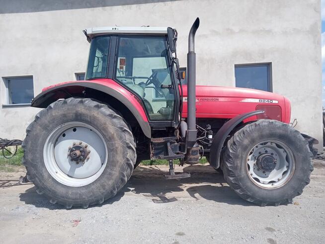 Sprzedam ciągnik rolniczy Massey Ferguson 8240 i rozrzutnik