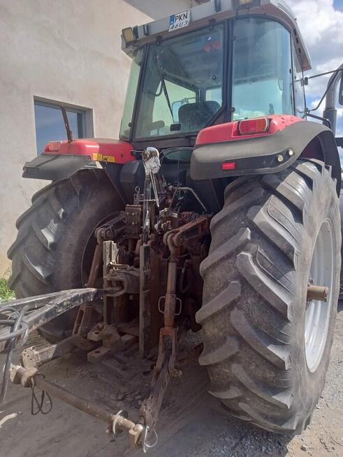 Sprzedam ciągnik rolniczy Massey Ferguson 8240 i rozrzutnik