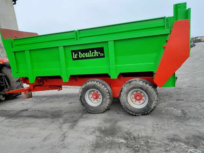 Sprzedam ciągnik rolniczy Massey Ferguson 8240 i rozrzutnik