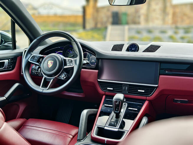 Polerowanie Aut, Pranie Tapicerki, Czyszczenie Skór, Woski