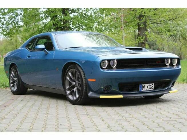 Dodge Challenger SRT! Automatyczna skrzynia biegów! Min przebieg!