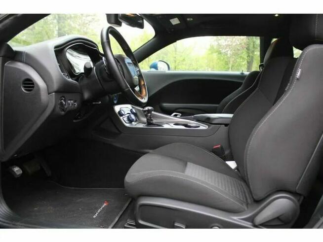 Dodge Challenger SRT! Automatyczna skrzynia biegów! Min przebieg!