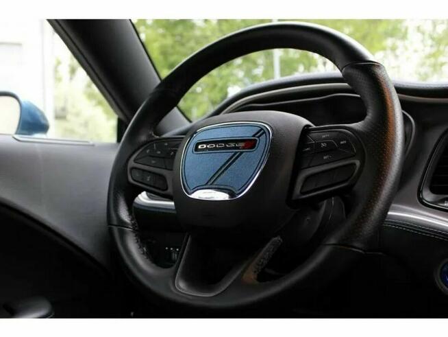 Dodge Challenger SRT! Automatyczna skrzynia biegów! Min przebieg!