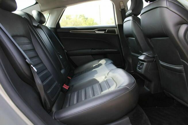 Ford Fusion Podgrzewane fotele/ Kamera cofania/ Ciemne wnętrze/ Szyberdach/ TPMS