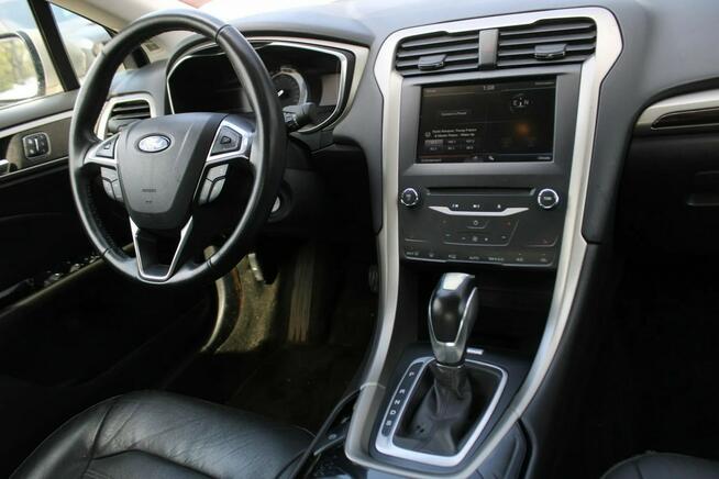 Ford Fusion Podgrzewane fotele/ Kamera cofania/ Ciemne wnętrze/ Szyberdach/ TPMS