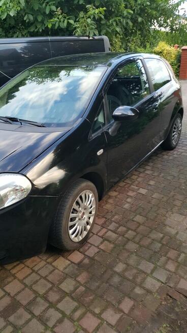 Fiat Grande Punto 1,4/75KM + opony z felgami 4szt