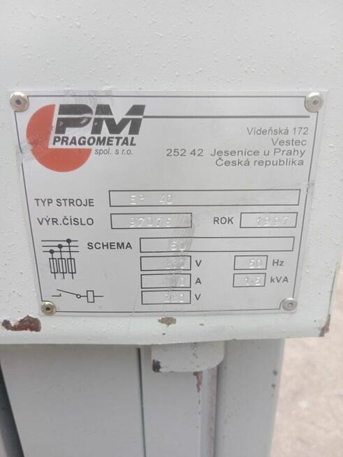 Belownica prasa zgniatarka do foli kartonu makulatury