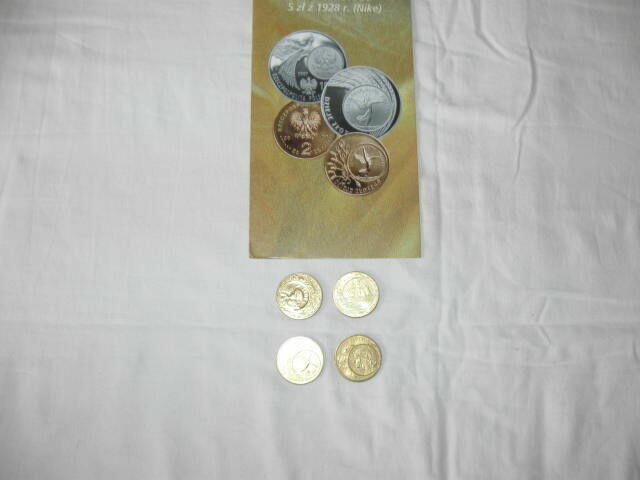 100 lecie Dzieje Złotego- 2zł-4 monety+ folder