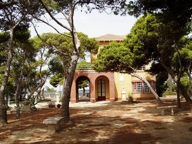 Prywatna Wyspa Santa Maria Włochy Morze Śródziemne