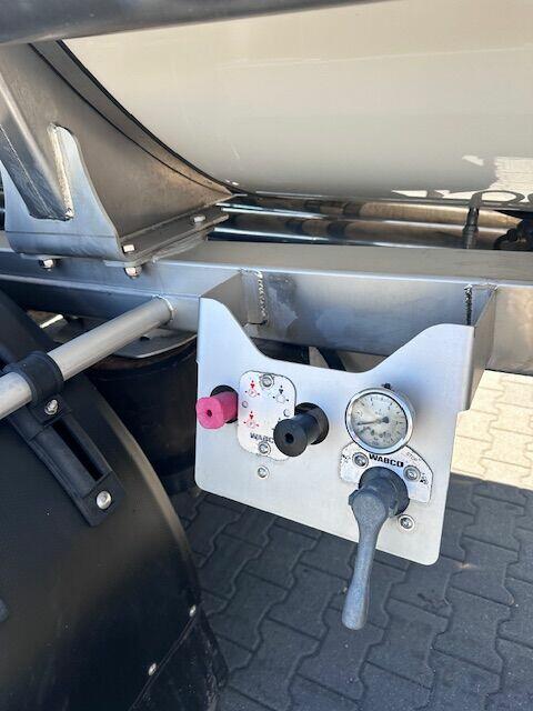 Cysterna spożywcza grzanie ,pompa ,ATP NAJEMNACZEP.EU