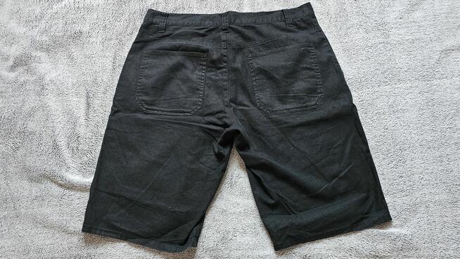 Spodenki krótkie męskie firmy Ripley rozm.L