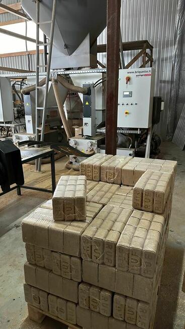 Pellet brykiet RUF od producenta Karpowicz Group