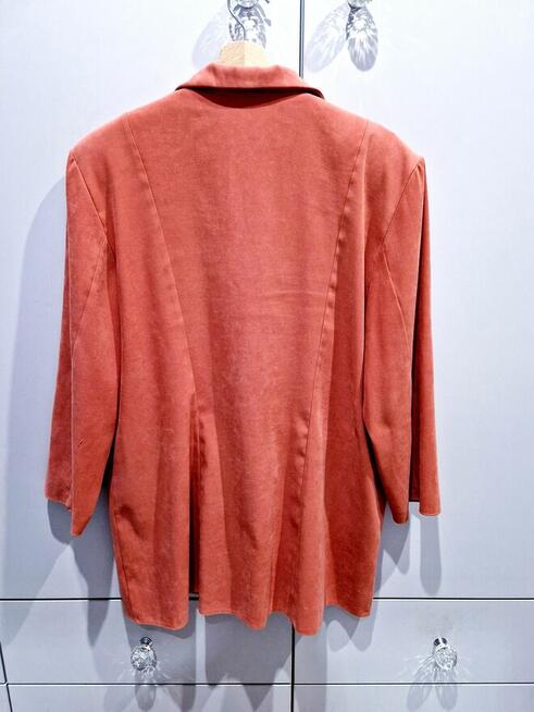 Damski żakiet w dużym rozmiarze (54)