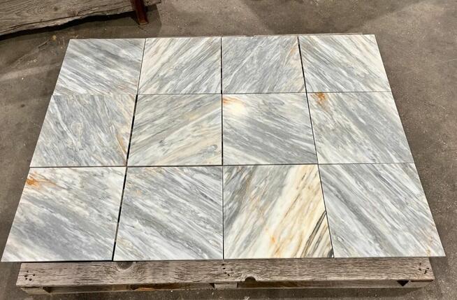 Płytki marmurowe CALACATTA BLUETTE 45,7x45,7x1 mat