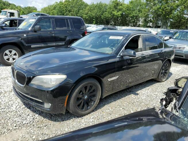 BMW 750 XDRIVE